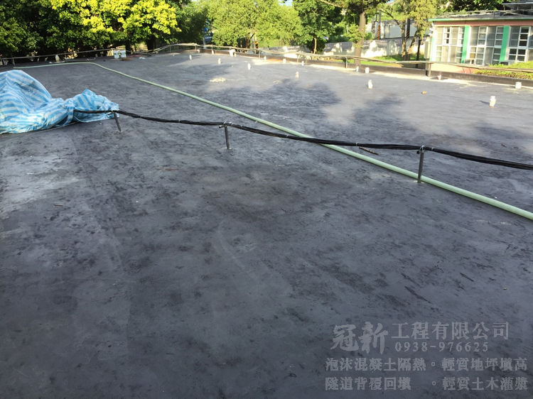 台南市麻豆區安業國小 屋頂泡沫水泥隔熱工程